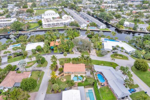 Villa ou maison à vendre à Wilton Manors, Floride: 3 chambres, 151.8 m2 № 963917 - photo 1