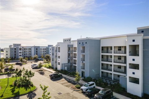 Condominio en venta en Kissimmee, Florida, 2 dormitorios, 111.11 m2 № 800033 - foto 1