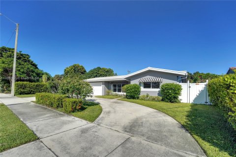 Villa ou maison à vendre à Boca Raton, Floride: 3 chambres, 147.16 m2 № 1382991 - photo 3