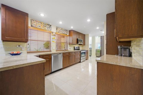 Villa ou maison à vendre à Coral Springs, Floride: 3 chambres, 208.57 m2 № 1382962 - photo 18