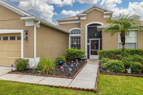 Casa en venta en Wesley Chapel, Florida, 3 dormitorios, 175.31 m2 № 1363663 - foto 2