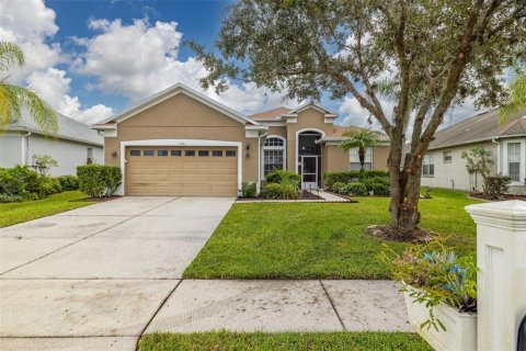 Casa en venta en Wesley Chapel, Florida, 3 dormitorios, 175.31 m2 № 1363663 - foto 1