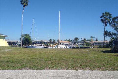 Terrain à vendre à Port Charlotte, Floride № 861781 - photo 6