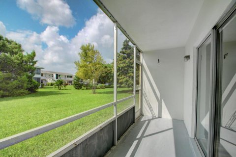 Copropriété à vendre à West Palm Beach, Floride: 1 chambre, 52.95 m2 № 752300 - photo 29