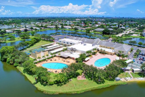 Condo in West Palm Beach, Florida, 1 bedroom  № 752300 - photo 10