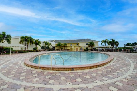 Condo in West Palm Beach, Florida, 1 bedroom  № 752300 - photo 15