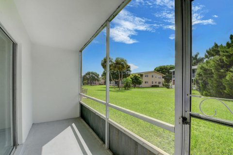 Copropriété à vendre à West Palm Beach, Floride: 1 chambre, 52.95 m2 № 752300 - photo 30