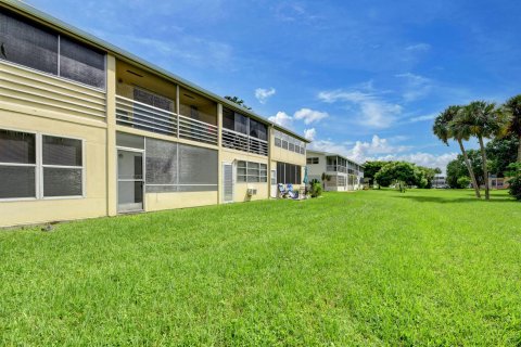 Condo in West Palm Beach, Florida, 1 bedroom  № 752300 - photo 26