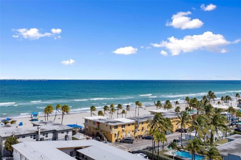 Condominio en venta en Hollywood, Florida, 2 dormitorios, 76.37 m2 № 1320614 - foto 15