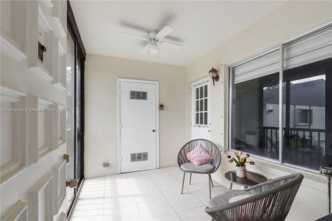 Copropriété à vendre à Greenacres, Floride: 2 chambres, 87.05 m2 № 1328524 - photo 2