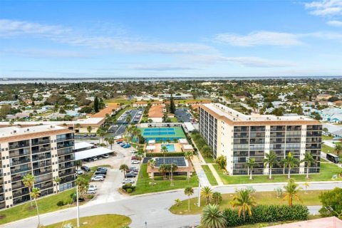 Condominio en venta en Indian Harbour Beach, Florida, 2 dormitorios, 98.01 m2 № 1405000 - foto 24