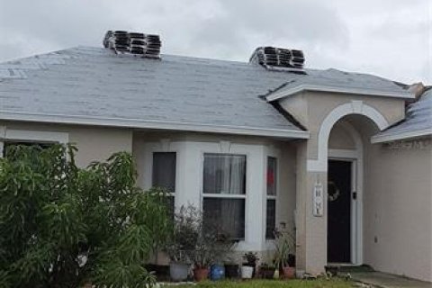 House in Kissimmee, Florida 4 bedrooms, 160.72 sq.m. № 872322 - photo 6