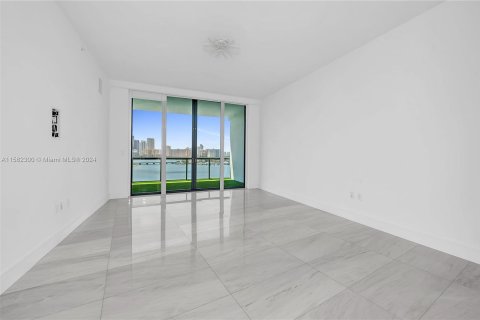 Condo in Aventura, Florida, 3 bedrooms  № 1168165 - photo 18