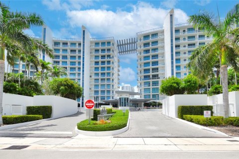 Condo in Aventura, Florida, 3 bedrooms  № 1168165 - photo 2