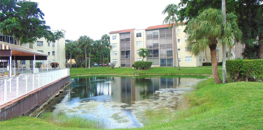 Condo à North Lauderdale, Floride, 2 chambres  № 1380197