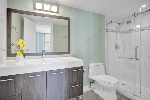 Condo in Hollywood, Florida, 2 bedrooms  № 1380198 - photo 22