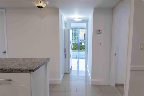 Condo in Aventura, Florida, 3 bedrooms  № 1224606 - photo 27