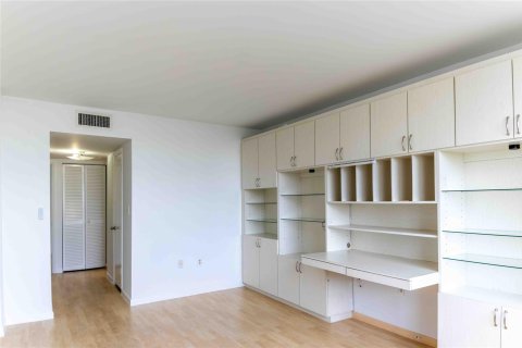 Condo in Aventura, Florida, 3 bedrooms  № 1224606 - photo 21