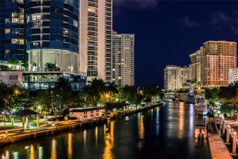 Villa ou maison à vendre à Fort Lauderdale, Floride: 2 chambres, 104.33 m2 № 1224605 - photo 2