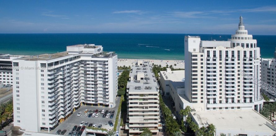 Condo à Miami Beach, Floride, 2 chambres  № 1367460