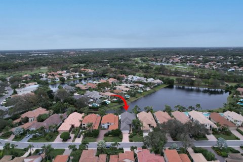 House in Palm Beach Gardens, Florida 3 bedrooms, 250.09 sq.m. № 919851 - photo 4