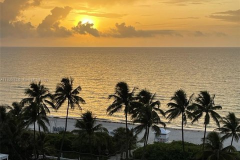 Copropriété à louer à Miami Beach, Floride: 2 chambres, 126.35 m2 № 1955 - photo 22