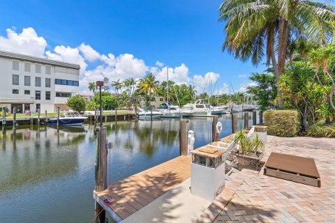 House in Fort Lauderdale, Florida 3 bedrooms, 192.49 sq.m. № 1142486 - photo 18