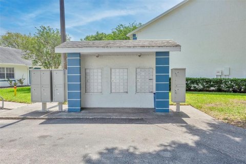 Condo in Tampa, Florida, 2 bedrooms  № 1428685 - photo 6