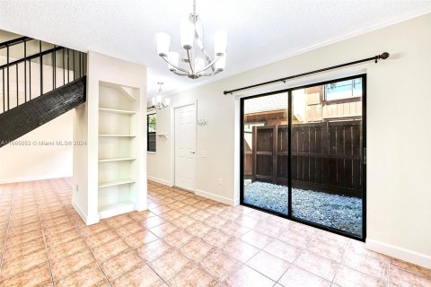 Condo in Miami, Florida, 2 bedrooms  № 1393511 - photo 20