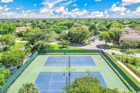 Condo in Miami, Florida, 2 bedrooms  № 1393511 - photo 30