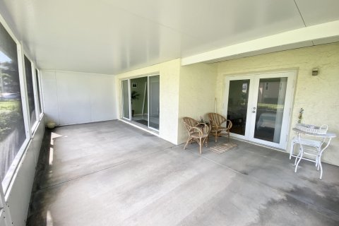 Copropriété à vendre à Delray Beach, Floride: 2 chambres, 108.42 m2 № 1005273 - photo 4