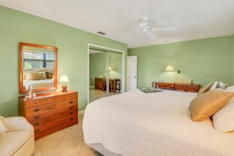 Villa ou maison à vendre à Tequesta, Floride: 3 chambres, 238.39 m2 № 1005235 - photo 4