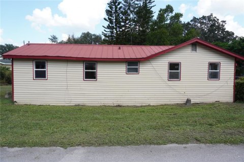 Duplex à vendre à Lake Wales, Floride: 3 chambres, 113.71 m2 № 1374815 - photo 2