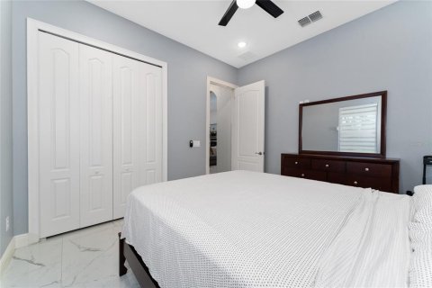 Casa en venta en Orlando, Florida, 4 dormitorios, 246.01 m2 № 1397950 - foto 28