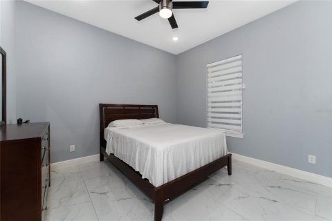 Casa en venta en Orlando, Florida, 4 dormitorios, 246.01 m2 № 1397950 - foto 27