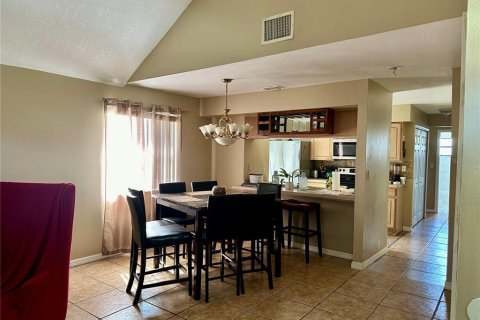 Condominio en venta en Kissimmee, Florida, 3 dormitorios, 116.13 m2 № 1397903 - foto 7