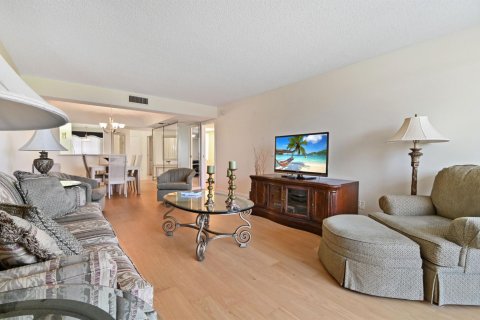 Condo in Boca Raton, Florida, 2 bedrooms  № 1178348 - photo 19