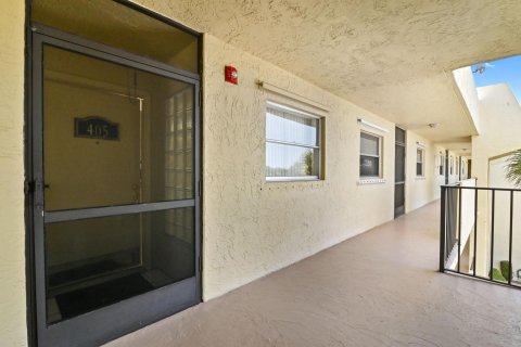 Copropriété à vendre à Boca Raton, Floride: 2 chambres, 120.77 m2 № 1178348 - photo 1