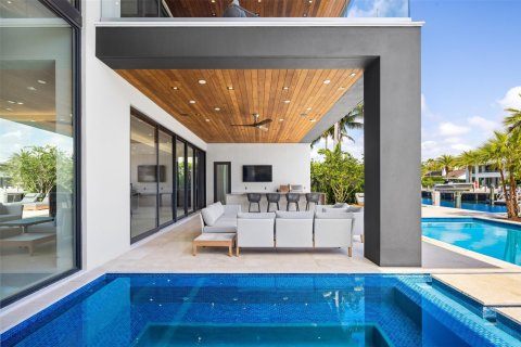 Casa en venta en Fort Lauderdale, Florida, 5 dormitorios, 700.95 m2 № 1178297 - foto 5