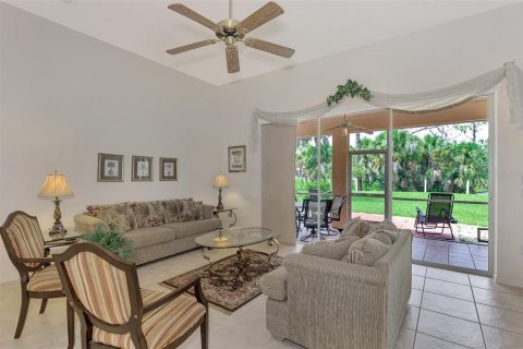 Villa ou maison à vendre à North Port, Floride: 2 chambres, 157.38 m2 № 1298870 - photo 10