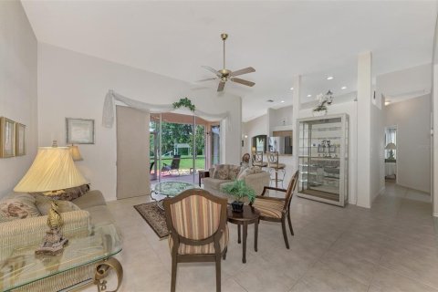 Villa ou maison à vendre à North Port, Floride: 2 chambres, 157.38 m2 № 1298870 - photo 8