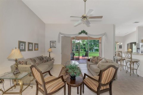 Villa ou maison à vendre à North Port, Floride: 2 chambres, 157.38 m2 № 1298870 - photo 7