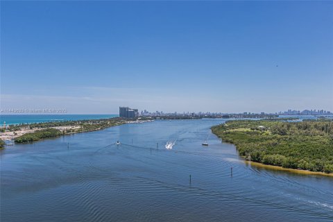 Copropriété à vendre à Sunny Isles Beach, Floride: 1 chambre, 70.79 m2 № 691496 - photo 2