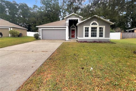 House in Ocala, Florida 4 bedrooms, 188.31 sq.m. № 845052 - photo 1