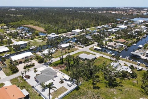 Terreno en venta en Englewood, Florida № 1201049 - foto 2