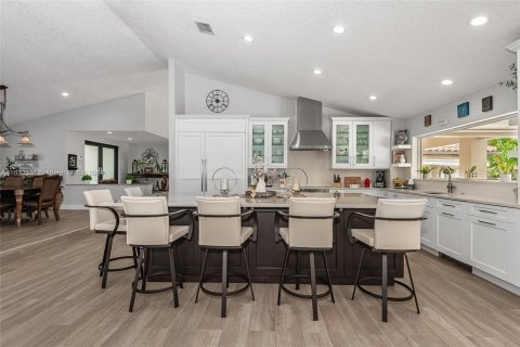 Casa en venta en Miami, Florida, 4 dormitorios, 278.43 m2 № 1270378 - foto 7