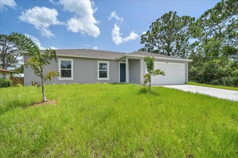 Villa ou maison à vendre à Palm Coast, Floride: 3 chambres, 115.48 m2 № 757701 - photo 2