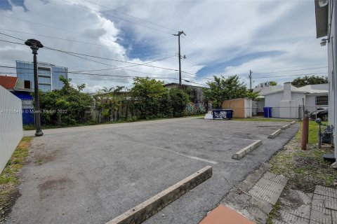 Купить коммерческую недвижимость в Майами, Флорида 277.41м2, № 20175 - фото 26