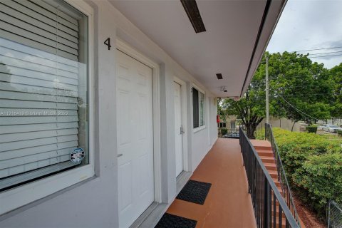 Купить коммерческую недвижимость в Майами, Флорида 277.41м2, № 20175 - фото 13
