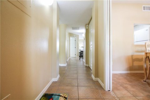 Copropriété à louer à Bradenton, Floride: 2 chambres, 84.73 m2 № 213762 - photo 3